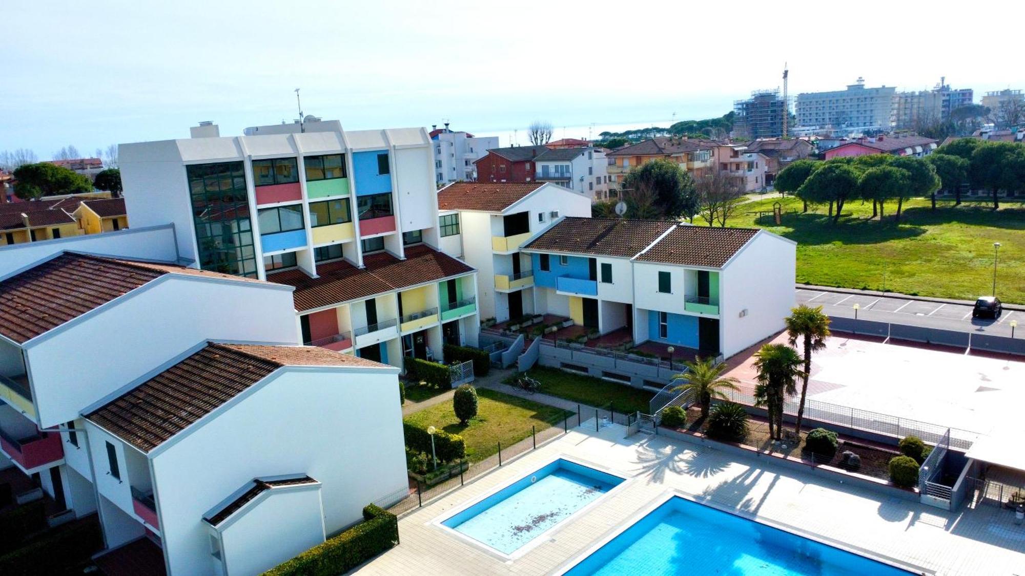 Apartament Caorle De Lux Swimming Pool, Parking, Garden 2 Apartment Exterior photo